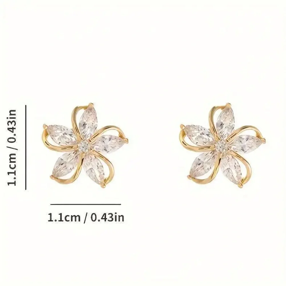 NWOT - Elegant Floral Theme Crystal Earrings - Picture 4 of 4